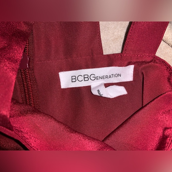 Elegant long red dress - Picture 3 of 5